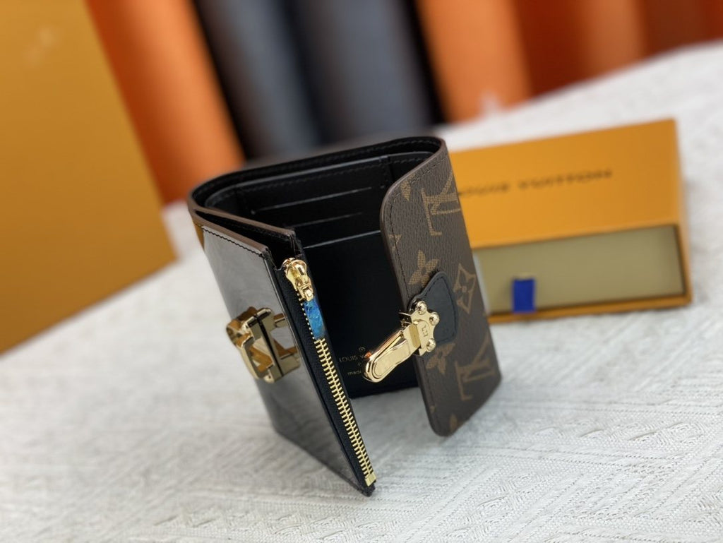 Louis Vuitton Monogram Trunk-Clasp Compact Wallet — detail