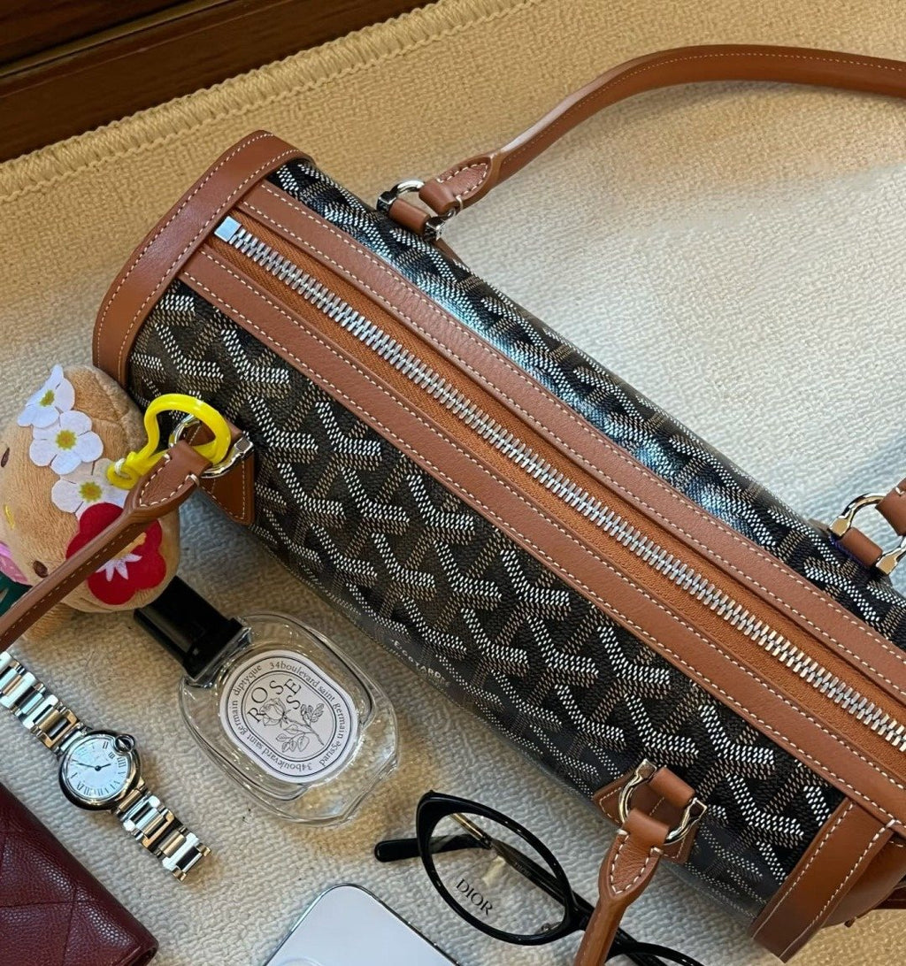 Goyard Patterned Baguette Shoulder Bag — detail