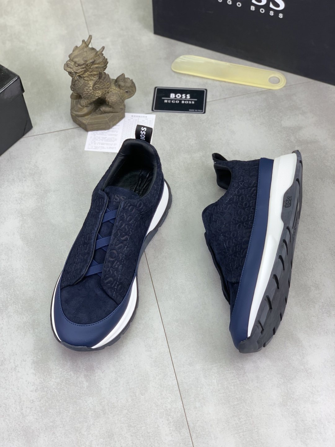 BOSS Textured Low-Top Lace-Up Sneakers — front