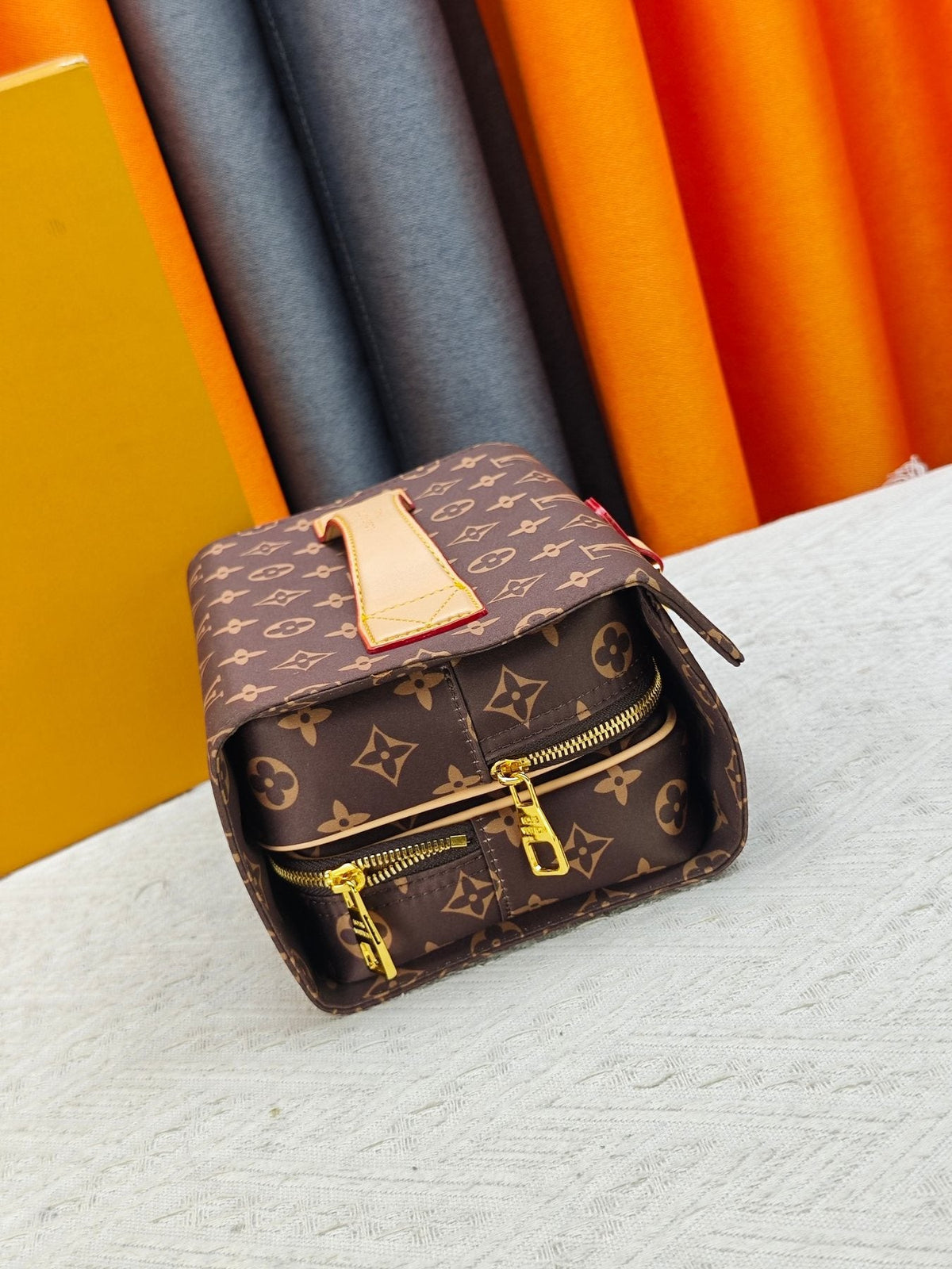 Louis Vuitton Hanging 2 Compartments Monogram Toiletry Bag — side