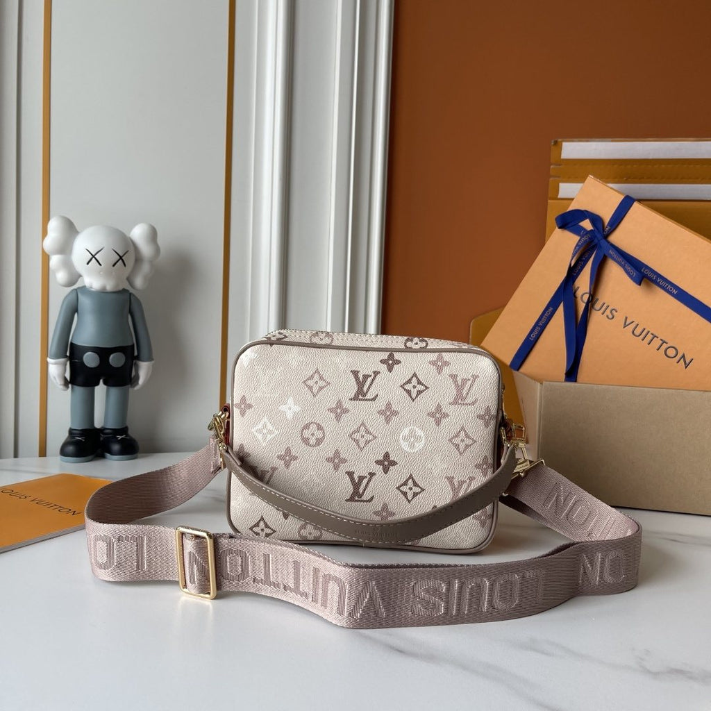 Louis Vuitton Cream Monogram Front-Pocket Messenger Bag — back