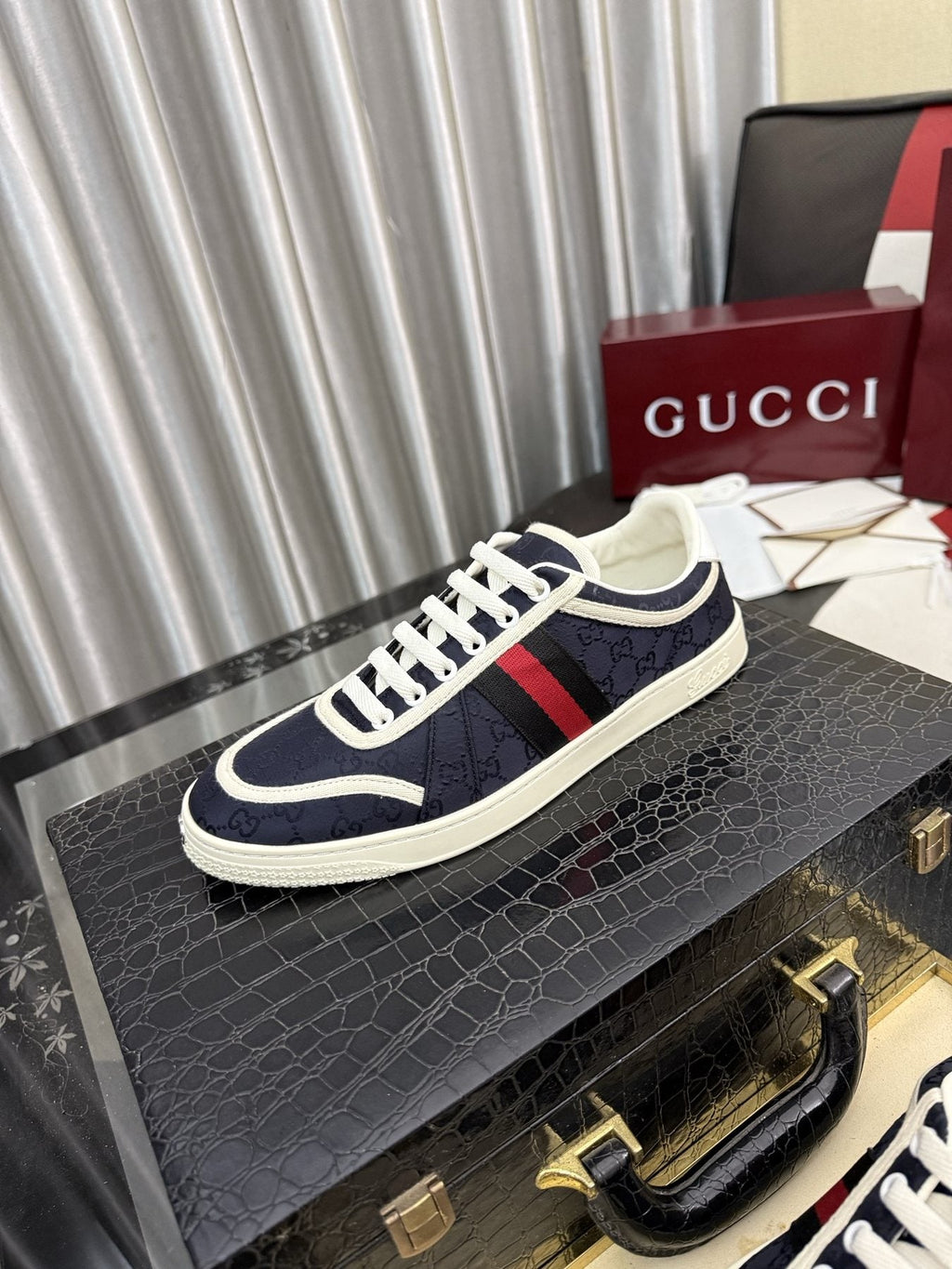 Gucci Striped Low-Top Sneakers — front