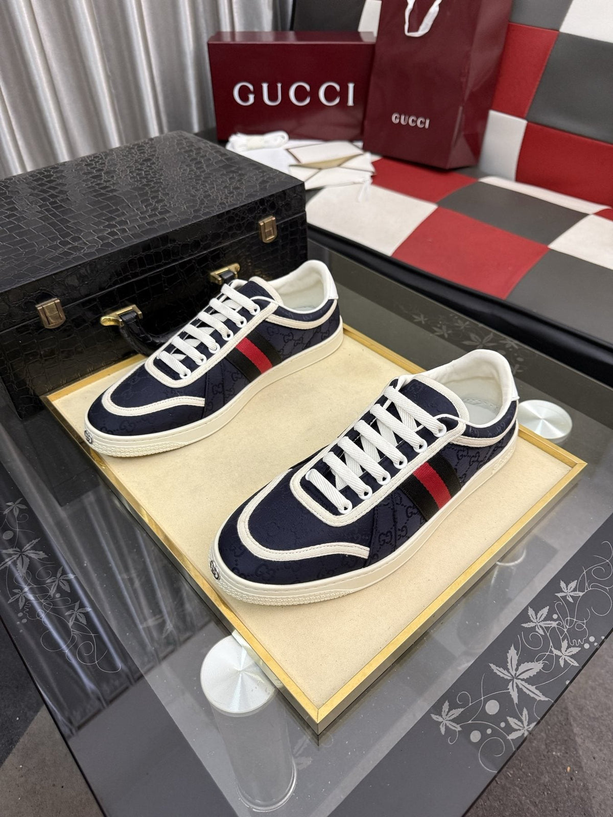 Gucci Striped Low-Top Sneakers — front