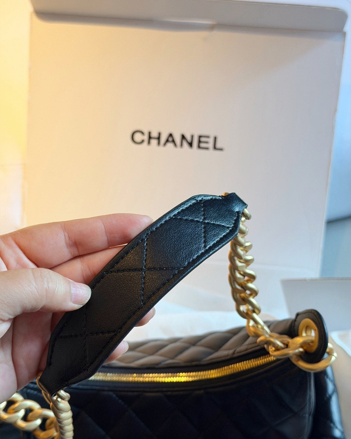 Chanel 25 Quilted Hobo Shoulder Bag — detail