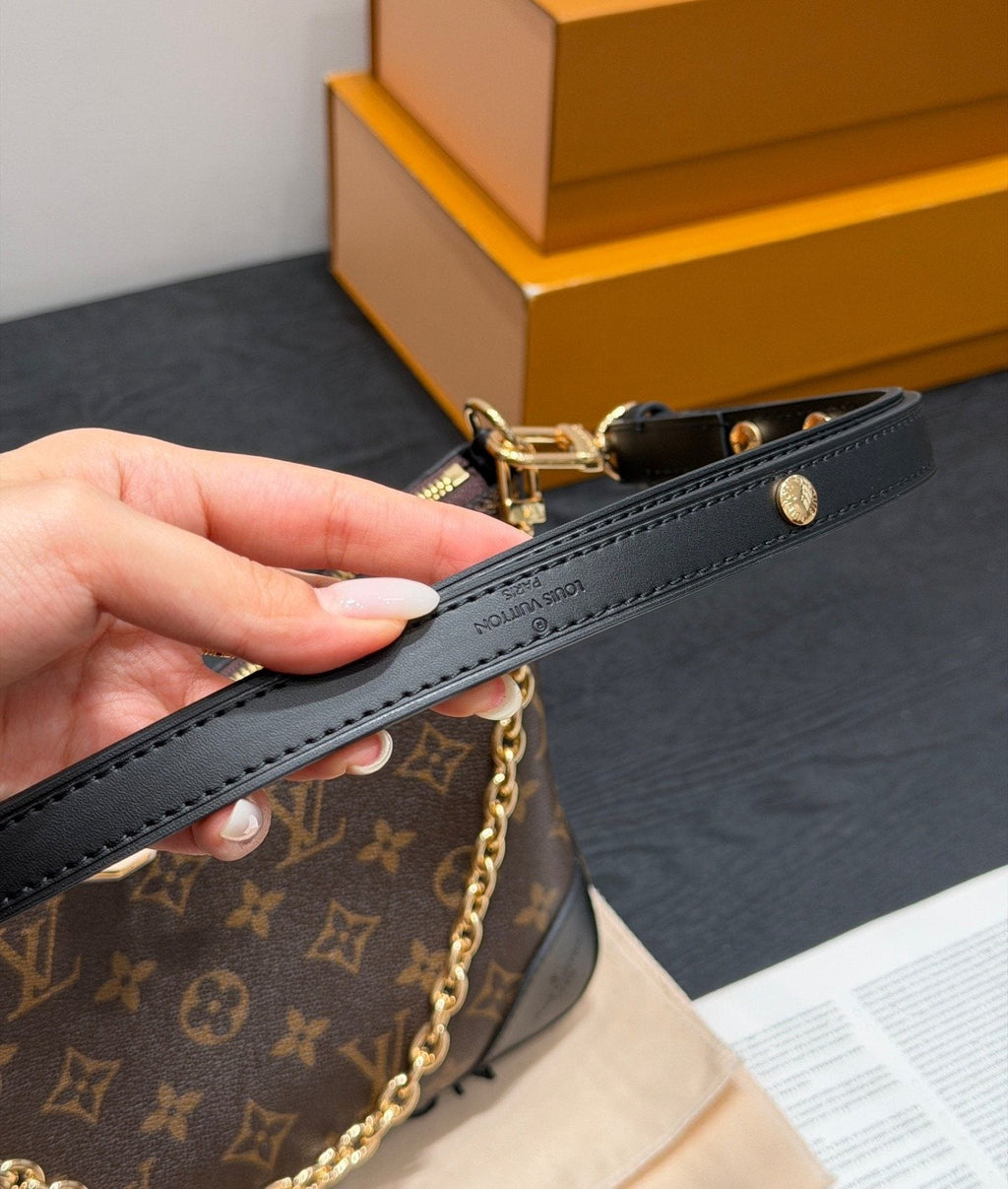 Louis Vuitton Boulogne Monogram Shoulder Bag — detail